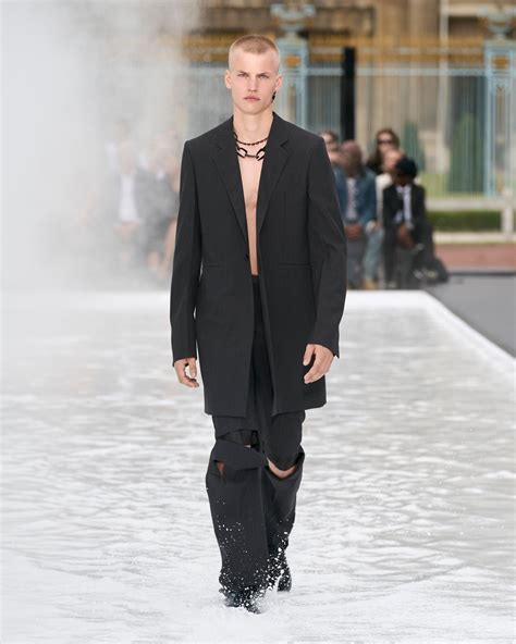 givenchy savoir-faire
